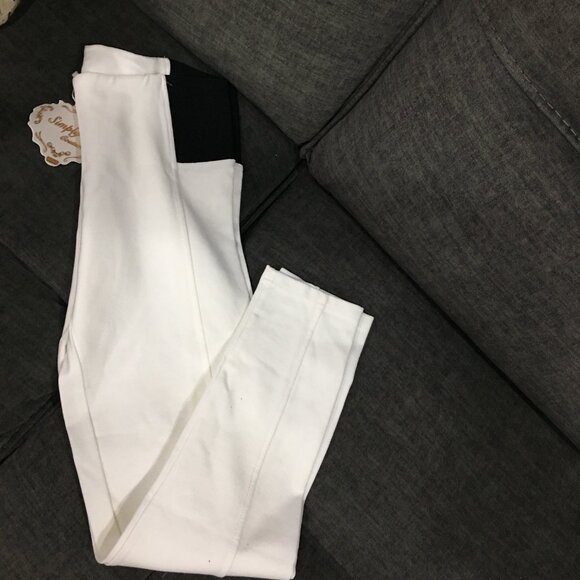 NWT! Black and White Leggings - Picture 3 of 7